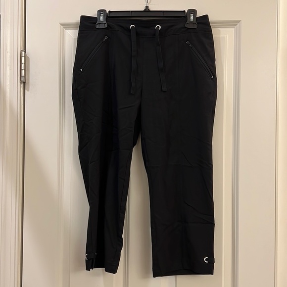 Weekends by Chico ladies capris - Picture 1 of 9